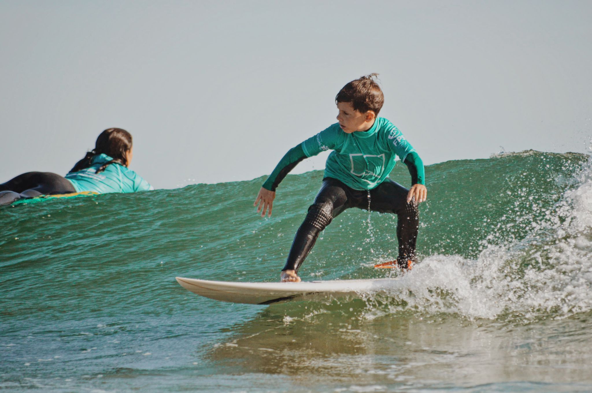 Treino técnico de aprendizagem no surf